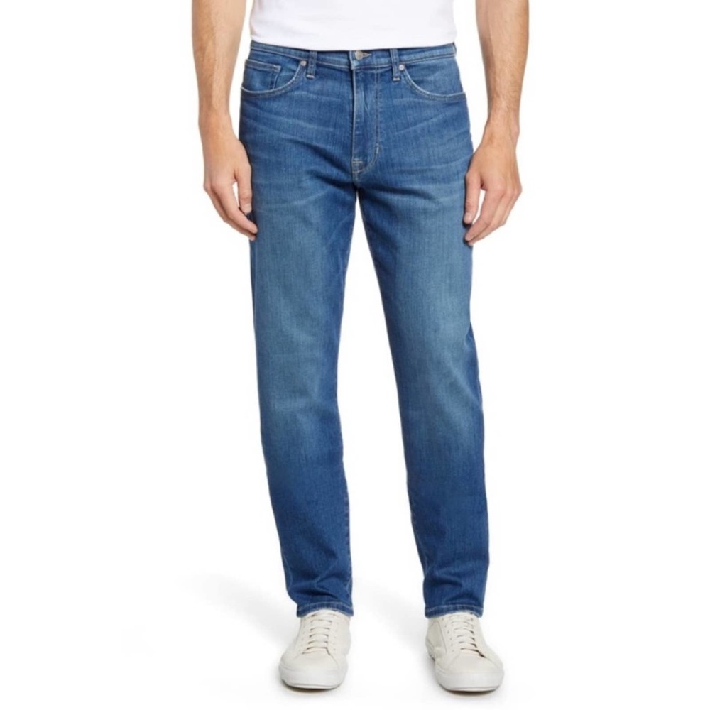 NWT Joe’s Jeans The Classic Straight Leg Jeans